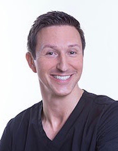 DR. FRANK SEEFELD DR. FRANK SEEFELD